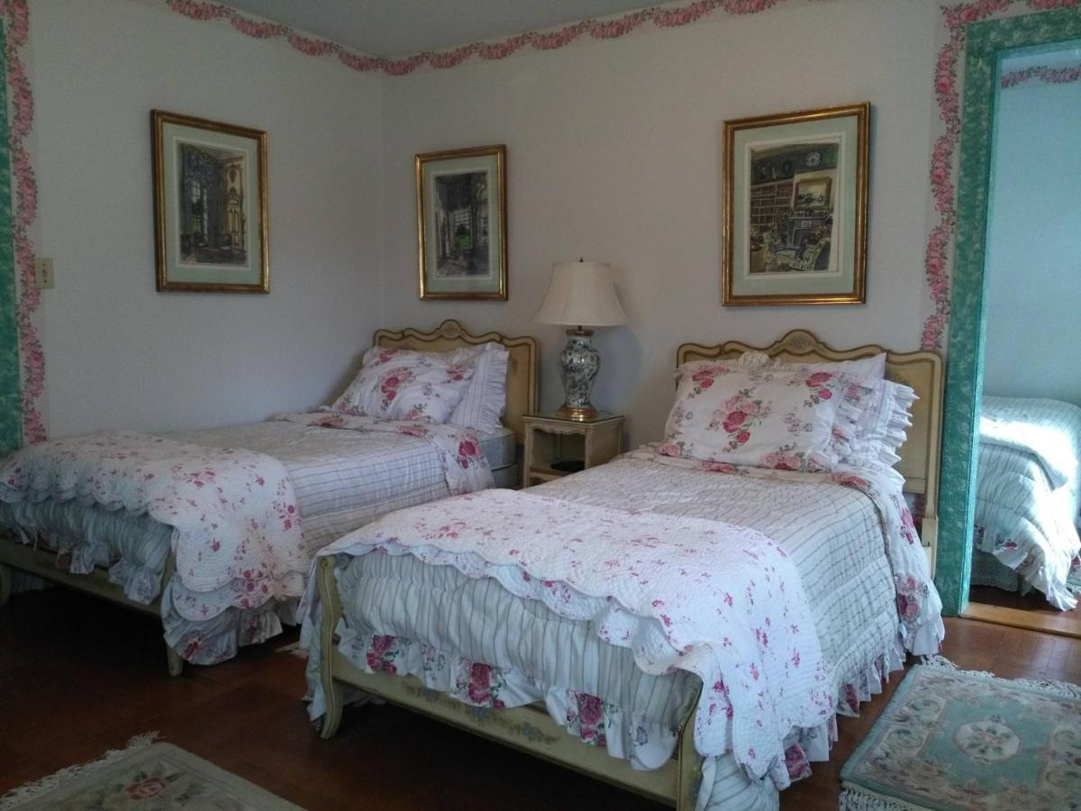 Whistler'S Inn レノックス エクステリア 写真